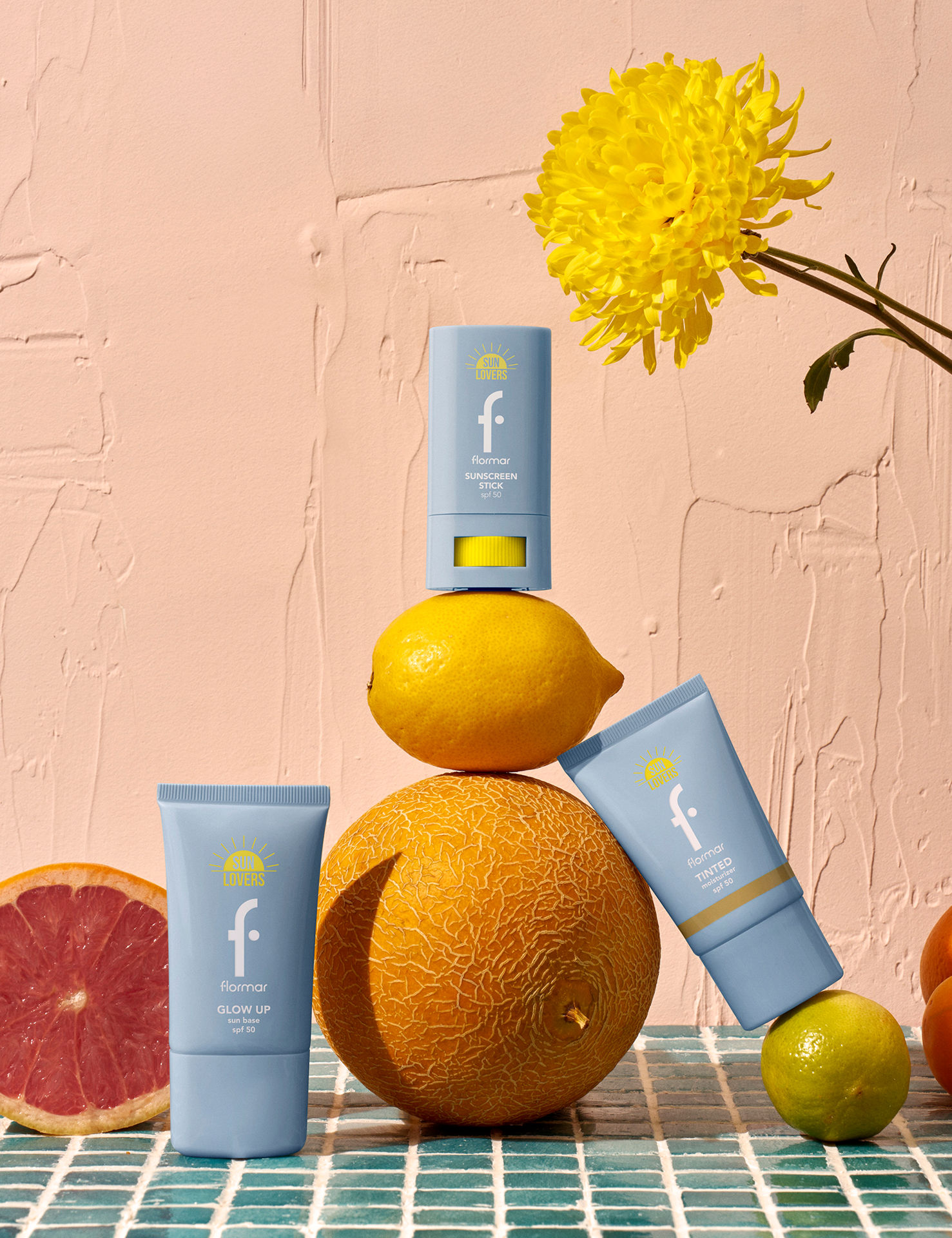 کرم ضد آفتاب Glow Up با SPF50